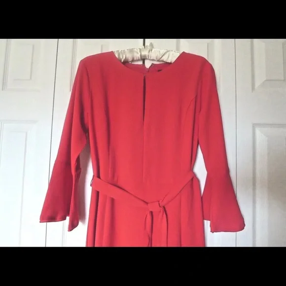 Red Ann Taylor Bell Sleeve Dress- Size 8- NWT - Picture 9 of 16